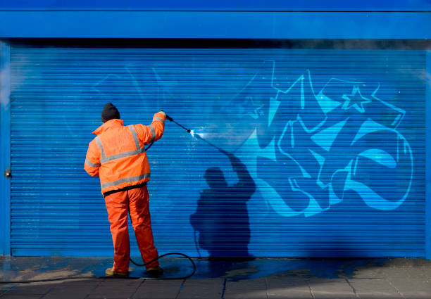 Best Commercial Pressure Washing  in Harrisburg, OR
